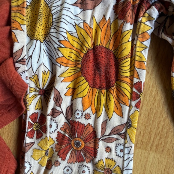 2T Posh Peanut outfit - Picture 5 of 5